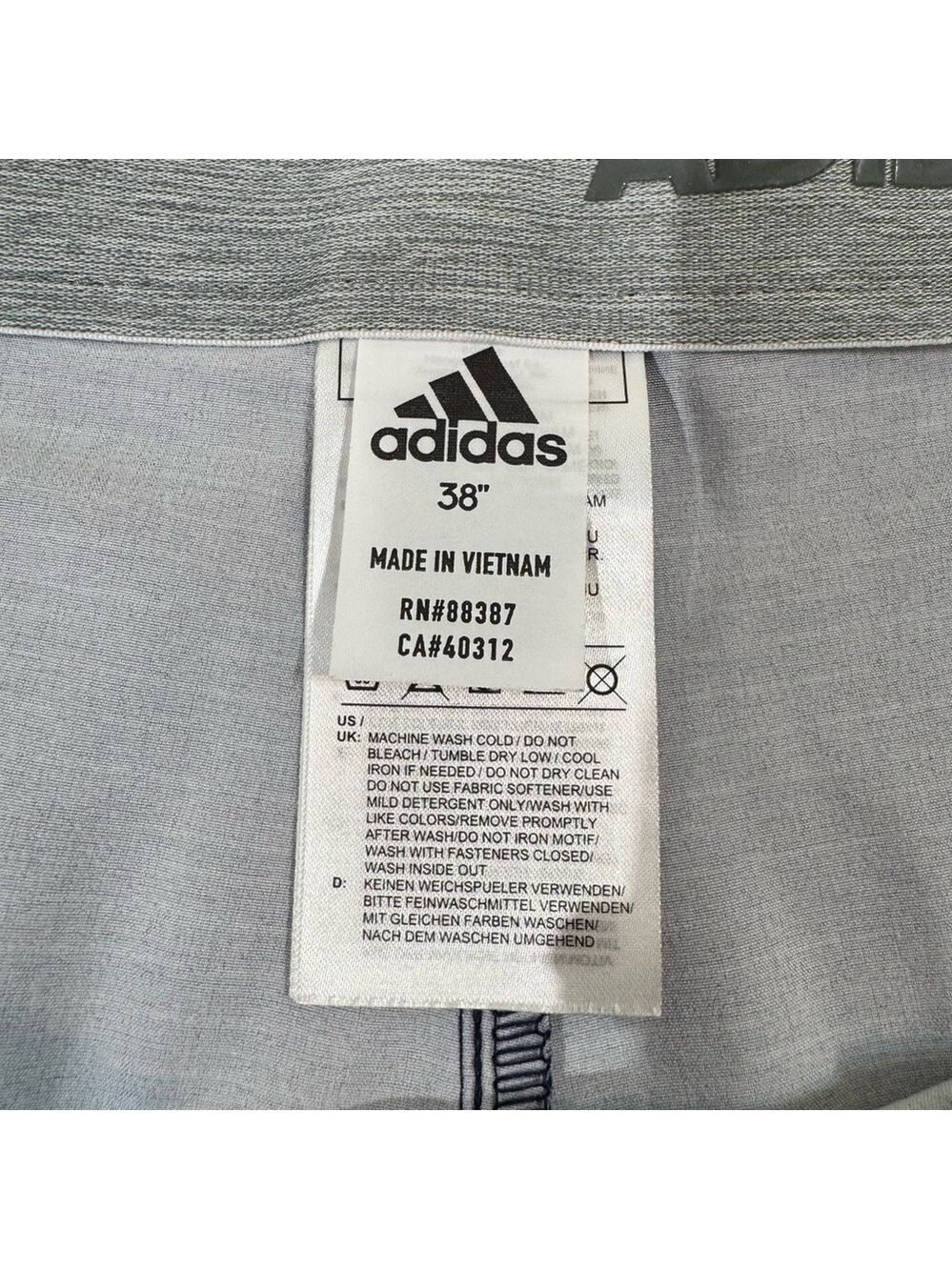 Adidas Ultimate 365 Print Men's Golf Shorts in blue with a striped pattern 38 - Picture 3 of 6